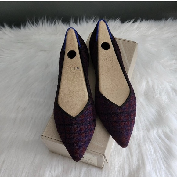 Rothy's Black The Point Size 9 NEW with BOX - Picture 3 of 10